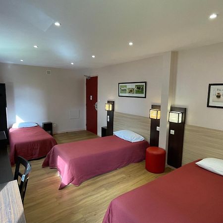 Brit Hotel St-Quentin/Nord Fayet  Exterior foto